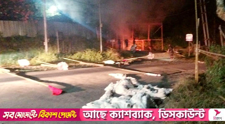 মণিপুরে মোদীর সফর ঘিরে সাজসজ্জায় পুলিশের সঙ্গে স্থানীয়দের সংঘর্ষ